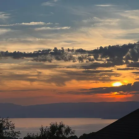 Appartamento Stunning With Views Over Geneva