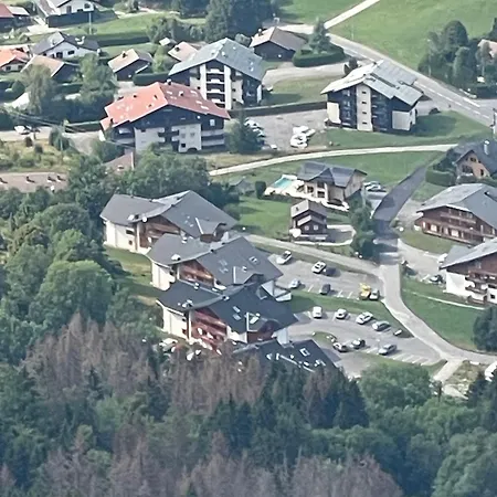 Stunning With Views Over Geneva Thollon-les-Memises