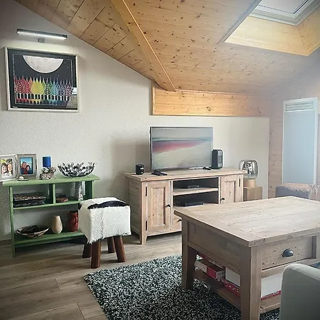 Stunning With Views Over Geneva Thollon-les-Memises